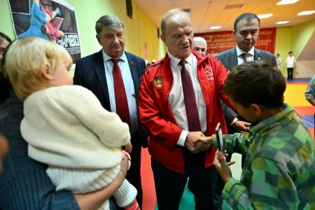 Г. А. Зюганов принял участие в открытии турнира по боевым единоборствам на призы КПРФ в Калуге