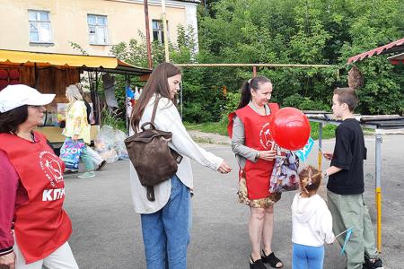 Ивановские коммунисты поздравили земляков с Днём города