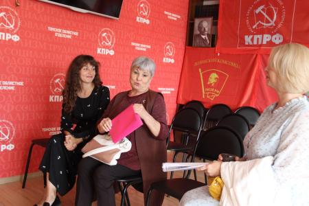 Депутат Государственной Думы Алексей Куринный работает в Томской области