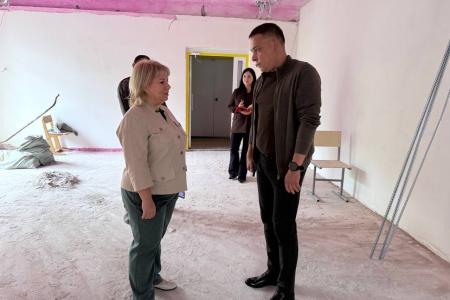 Сенатор Айрат Гибатдинов продолжает контроль за ремонтом школ в Ульяновской области