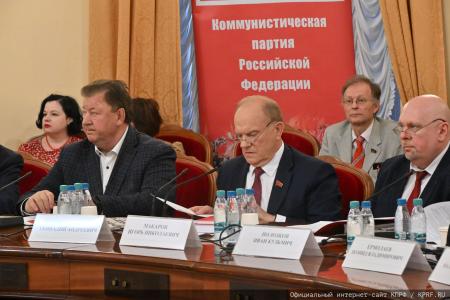 Состоялся круглый стол, посвященный годовщине событий августа 1991 года