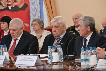 Состоялся круглый стол, посвященный годовщине событий августа 1991 года