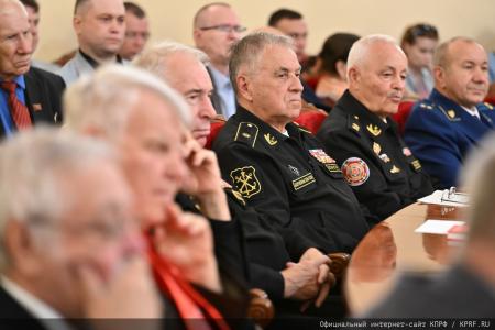 Состоялся круглый стол, посвященный годовщине событий августа 1991 года