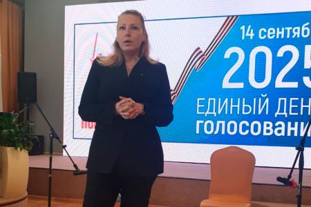 Мария Дробот и Георгий Камнев в Магадане встретились с коллективом библиотеки им. А.С. Пушкина