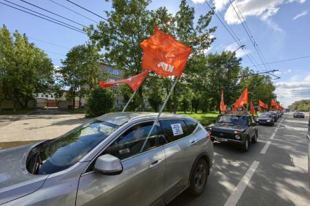 «Красные крылья Победы» вновь взмыли над Ивановом