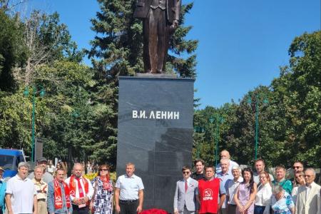 Белгород: «Владимир Ильич Ленин вернулся!»