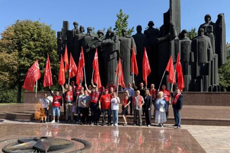 Будут новые победы: КПРФ провела в Воронеже автопробег в рамках Всероссийской акции