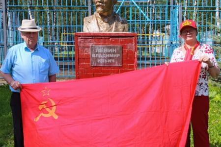 Подмосковные коммунисты в ежедневном рабочем строю!