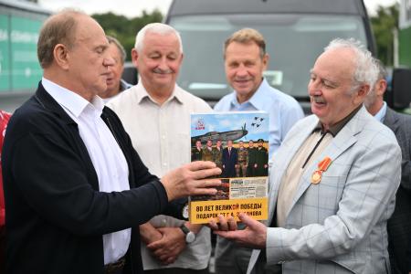 Г.А. Зюганов посетил центр селекции и семеноводства “Бетагран Семена”