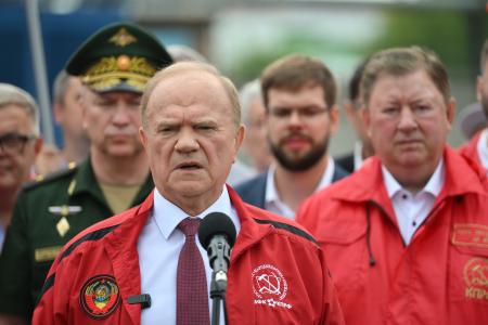 142-й гуманитарный Конвой КПРФ отправлен на передовую!