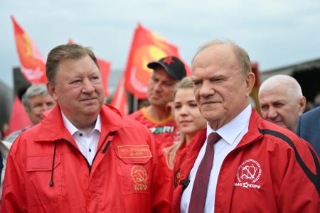 142-й гуманитарный Конвой КПРФ отправлен на передовую!