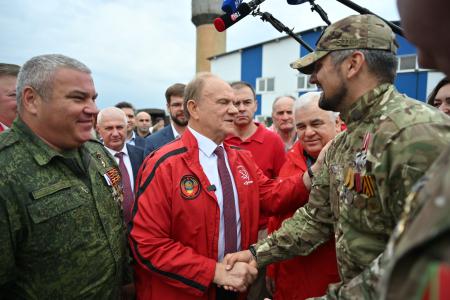 142-й гуманитарный Конвой КПРФ отправлен на передовую!
