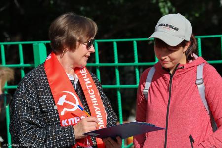В Омске продолжается акция «красная палатка»