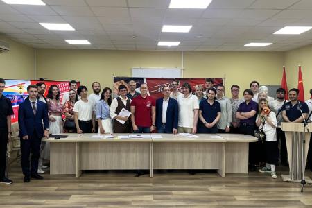 Комсомол Ленинграда: Решения XIX Съезда КПРФ  — в жизнь!