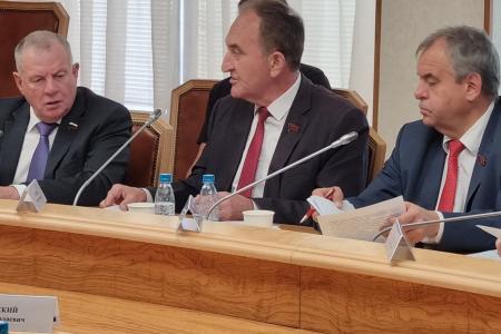 Депутат-коммунист Николай Васильев принял активное участие в ключевом заседании аграрного Комитета Госдумы в начале осенней сессии