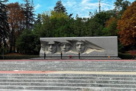 Памятная дата 3 сентября. Возложения цветов к мемориалу «Вечная Слава» в Ставрополе