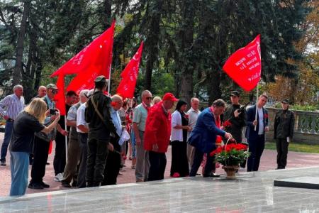 Памятная дата 3 сентября. Возложения цветов к мемориалу «Вечная Слава» в Ставрополе
