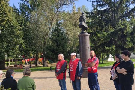 Коммунисты продолжают агитационные рейды по городам и сёлам Тамбовщины
