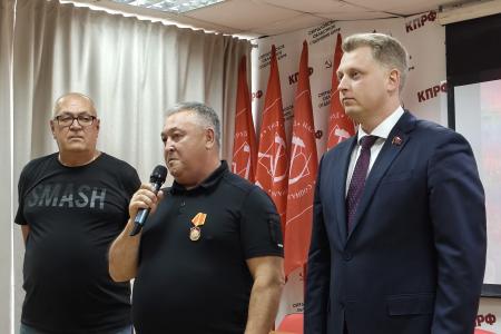 Кандидат в Губернаторы Свердловской области Александр Ивачёв: «Низкий поклон героям тыла и фронта! Благодаря вам живёт и побеждает Россия!»