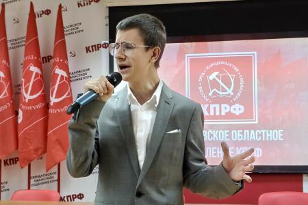 Кандидат в Губернаторы Свердловской области Александр Ивачёв: «Низкий поклон героям тыла и фронта! Благодаря вам живёт и побеждает Россия!»