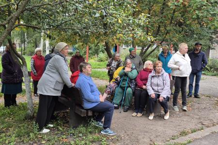 Тамбовские коммунисты организуют дворовые встречи с горожанами