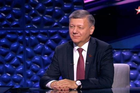 Д.Г. Новиков на телеканале «Звезда» о необходимости поддерживать левые силы и о подходе Г.А. Зюганова к укреплению суверенитета страны