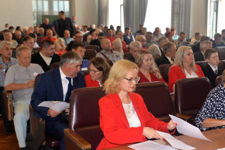 В Новосибирске прошел XI Съезд народных депутатов