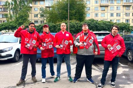 Санкт-Петербург. Колпинские коммунисты не сбавляют темпы работы в рамках народного референдума КПРФ