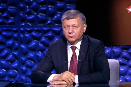 Д.Г. Новиков на телеканале «Звезда» о необходимости поддерживать левые силы и о подходе Г.А. Зюганова к укреплению суверенитета страны