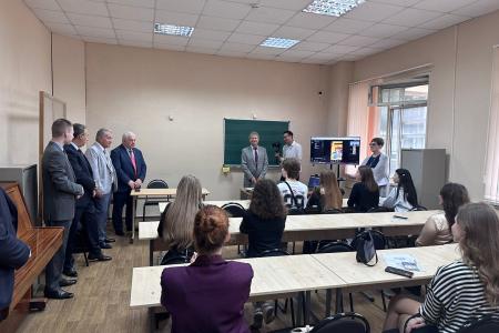 К.К. Тайсаев принял участие в праздничных мероприятиях в честь 1 сентября в Институте современного искусства