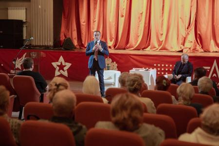 Юрий Афонин в Архангельске: КПРФ в Поморье отстаивает права детей войны и предлагает программу решения насущных проблем региона