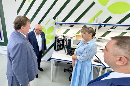 Владимир Кашин поздравил студентов Луховицкого аграрно-промышленного техникума с Днем знаний