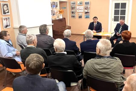 Олег Лебедев провёл встречи с жителями города Великий Устюг Вологодской области