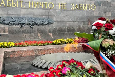 Коммунисты Херсонщины почтили память советских воинов, победивших милитаристскую Японию
