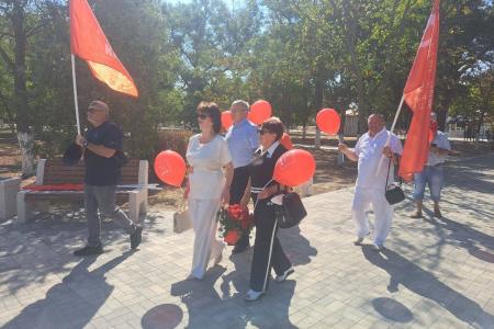 Коммунисты Херсонщины почтили память советских воинов, победивших милитаристскую Японию