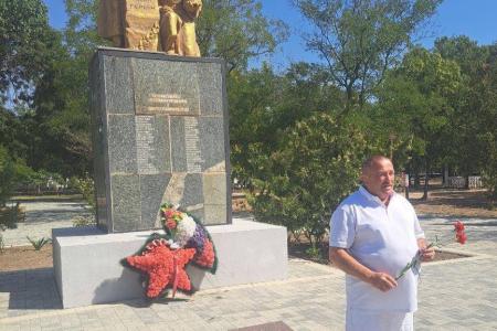 Коммунисты Херсонщины почтили память советских воинов, победивших милитаристскую Японию