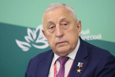 Н.М. Харитонов продолжил работу на Восточном экономическом форуме – 2025