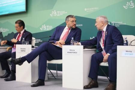 Н.М. Харитонов продолжил работу на Восточном экономическом форуме – 2025