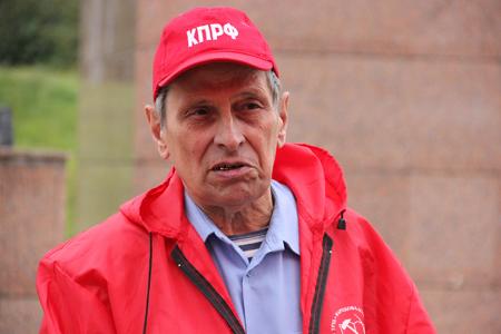 Ивановские коммунисты и комсомольцы почтили память павших героев в день 80-летия окончания Второй Мировой войны