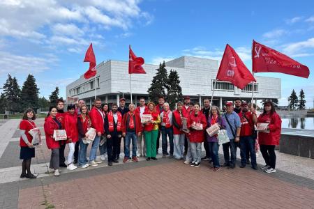 «Левый марш» ульяновских коммунистов