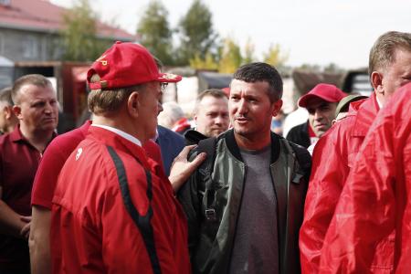 Московские коммунисты приняли участие в формировании гумконвоя КПРФ