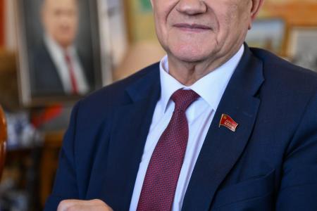 Г.А. Зюганов встретился в Москве с кубинским послом Антонио Гармендия Пенья