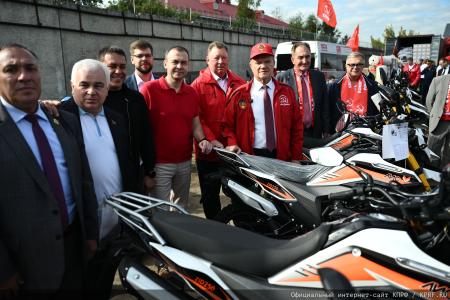В зону СВО отправлен 143-й гуманитарный конвой от КПРФ