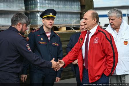 В зону СВО отправлен 143-й гуманитарный конвой от КПРФ