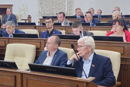 Алтайский край. Фракция КПРФ против усложнения процедуры публичных слушаний!