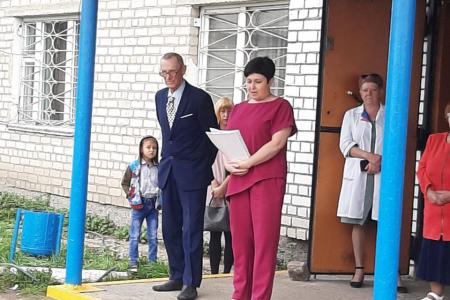 Коммунисты поздравили учащихся Забайкалья с Днём знаний