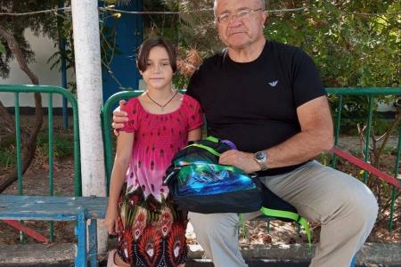 Коммунисты Херсонской области поздравили детей с Днём знаний