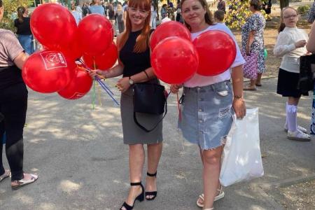 Коммунисты Херсонской области поздравили детей с Днём знаний