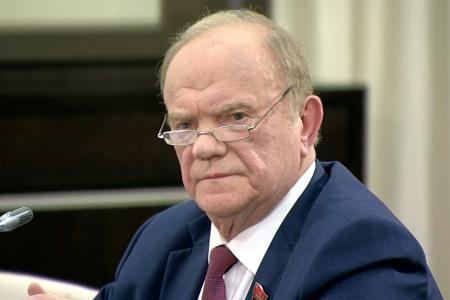 Г.А. Зюганов на встрече с В.В. Путиным обострил вопросы роста цен, проблемы авиации и сельхозмашиностроения, ситуацию с выборами и предложил вернуть имя Сталинград