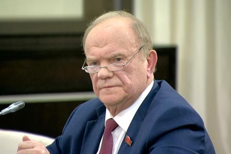 Г.А. Зюганов на встрече с В.В. Путиным обострил вопросы роста цен, проблемы авиации и сельхозмашиностроения, ситуацию с выборами и предложил вернуть имя Сталинград